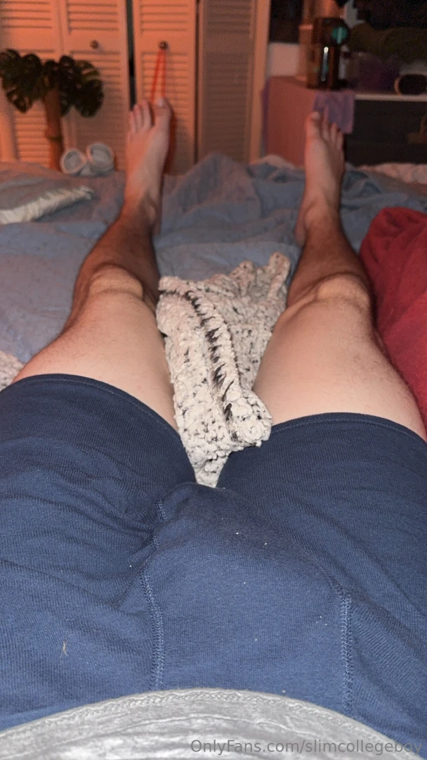 I know you want to get in bed with a tall white boy and play with my 