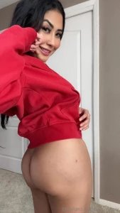 Be a flamingo in a world full of pigeons and left that booty shine part 3