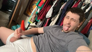 Who s sittin in it and who s suckin it