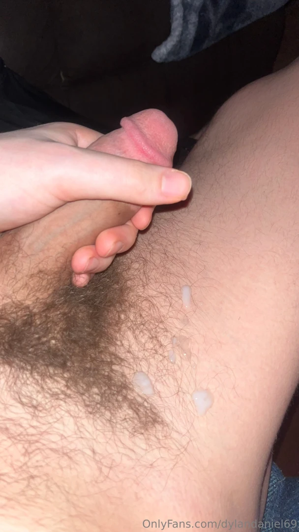 So hot and creamy should be in your ass 