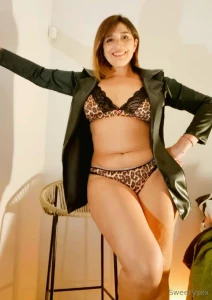 Venusinleo08 this natural milf is very hot and ready to receive your part 47