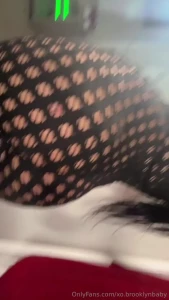 I am so hornyyyy dm me to book a naughty facetime call with me