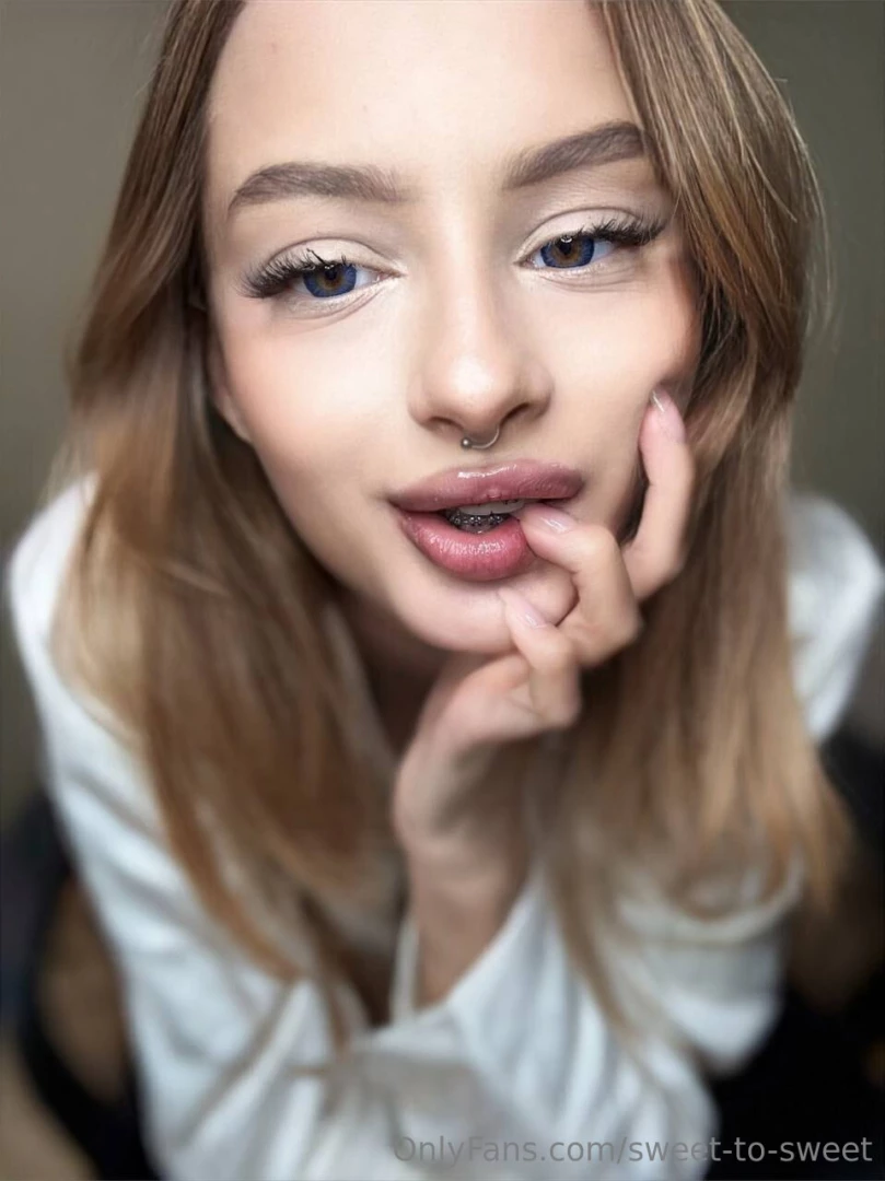 A glance is a powerful tool that can say more than words ever could 