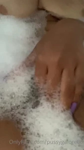 You want custom bathtub dm me 35