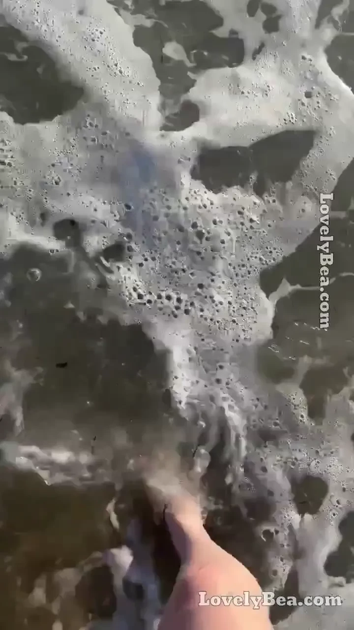 Washing off my beautiful feet at sandy beach lovely bea fyp bdsm 