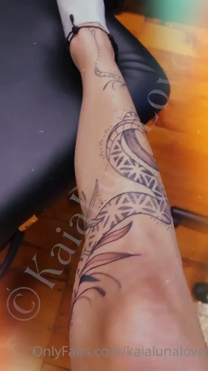 Wow just wow so in love with my snake tattoo i had my first session in 