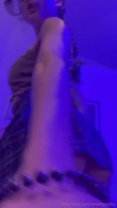 Grab my pigtails while i twerk on your cock