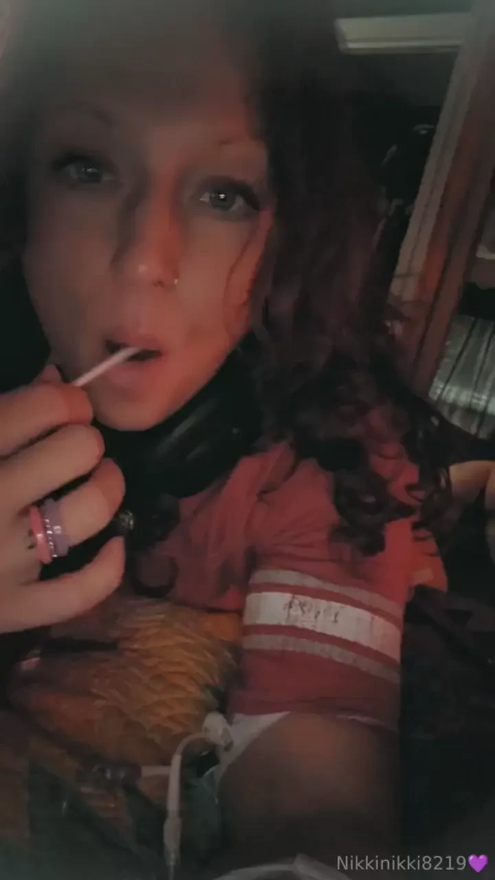 Daddy deserves backshots daily i think about you filling all my holes 