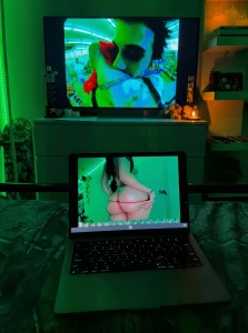 Wanna come over and watch 2000s music videos and watch me take my