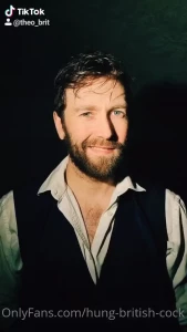 This monster cock would violate all of the terms on tiktok but you