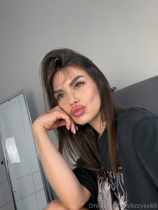 Just curious - are you a good kisser how would you rate yourself on a