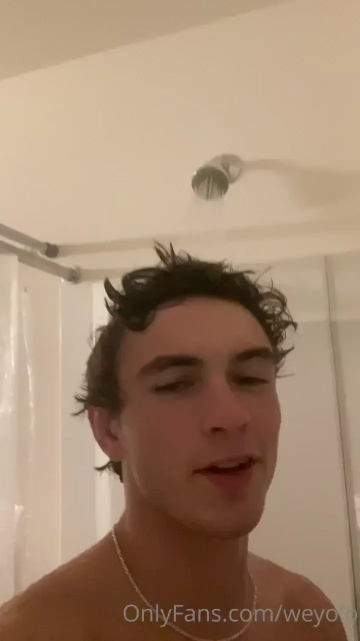 Happy wednesday i m tired from golf 