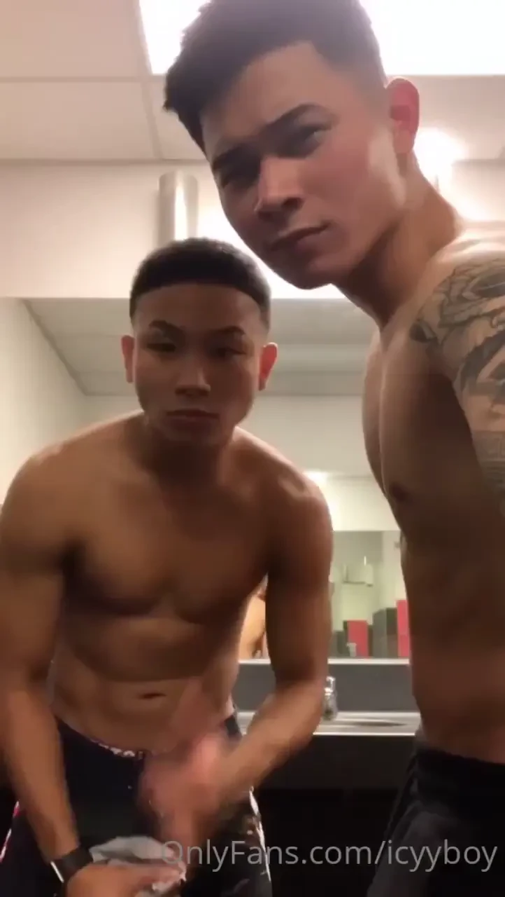 Dm me for vids 