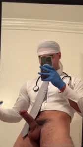 Need a doctor suck all my syringe ocupas doctor te vacuno el culito