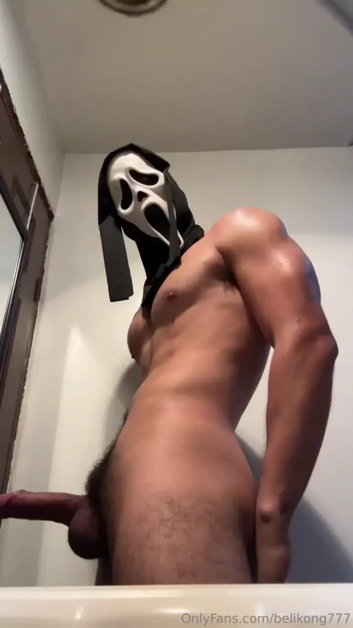 Fe n fe n fe n come play with me n my thick knife 