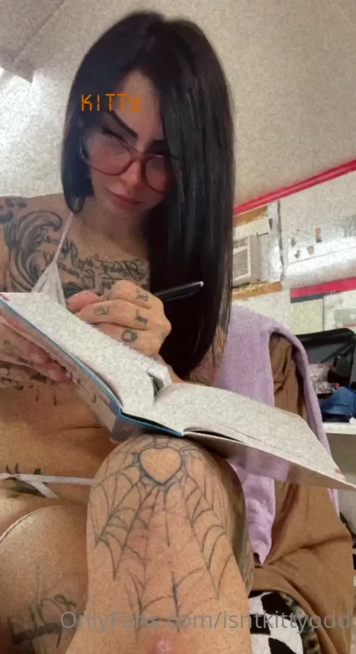 She studies in the dressing room btw i need some school supplies if 