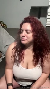 Happy mondazzze sometimes when i sing i think i m just yelling haha