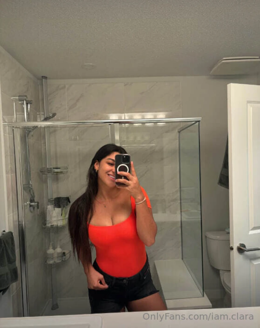 They re staring back at you and they like it 