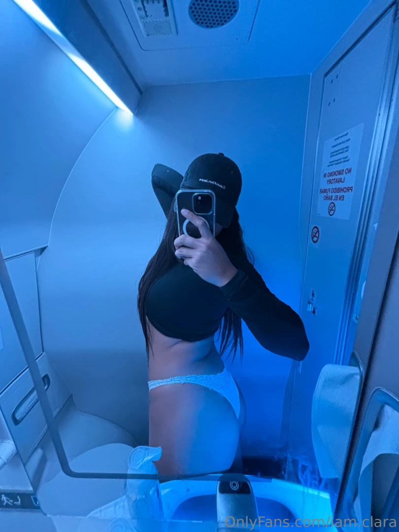 Just me casually stealing your attention 