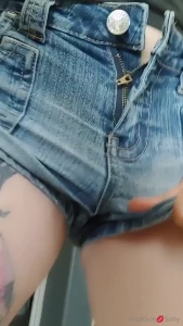 Cant help it shotgunsally ad