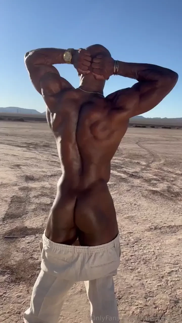 Will you hold it for me free nude content on diamonddcuttvip 