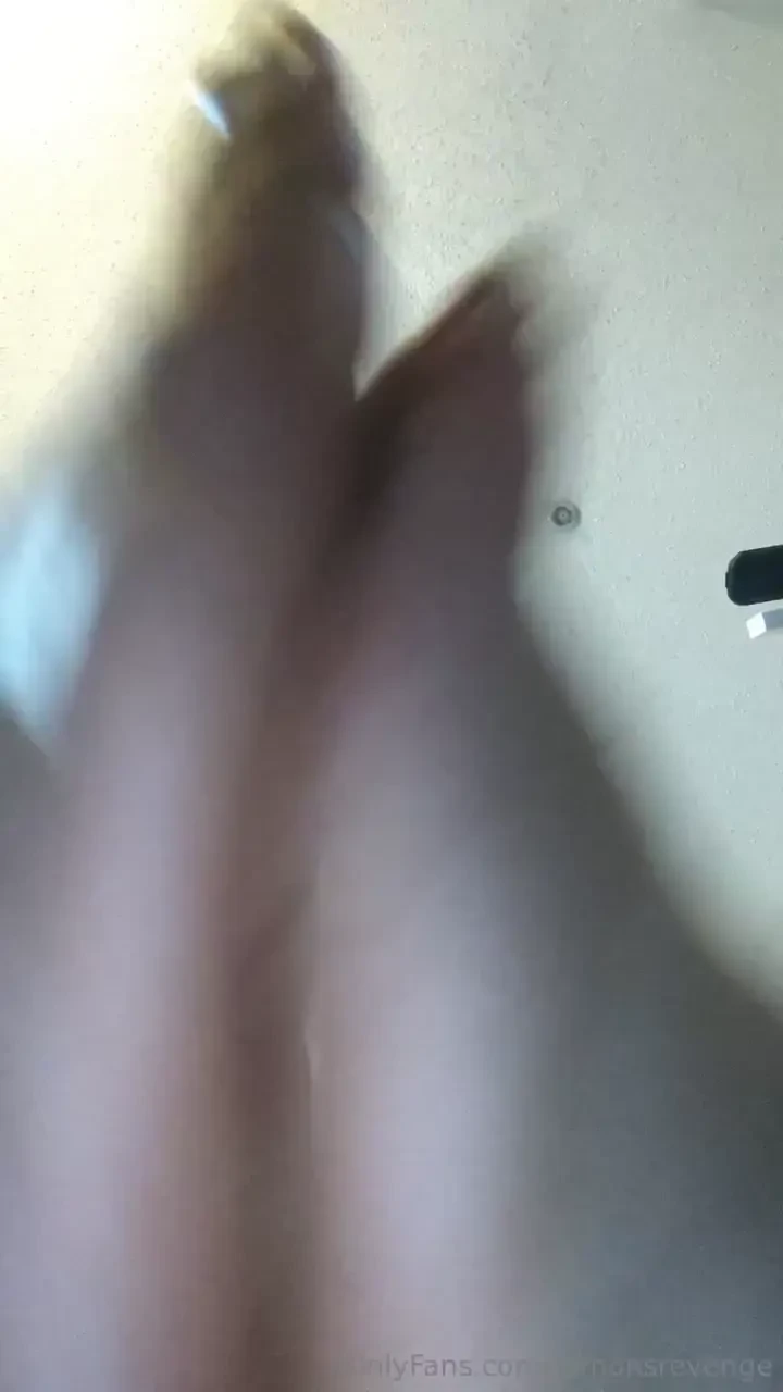 I smother your dub face with my shiny sweaty smelly bare feet 