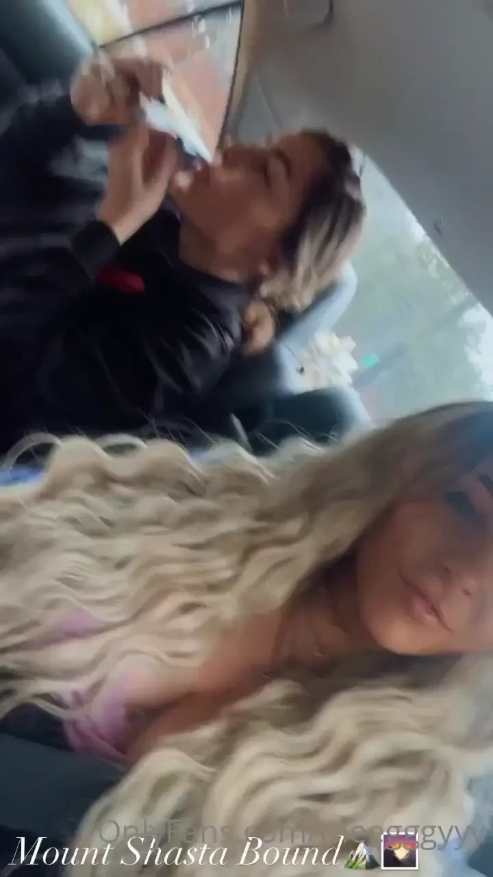 This past year i became a mum guys xoxx i m still here not ignoring ya 