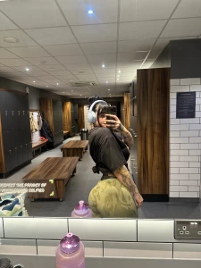 Caught you scrolling was it worth it