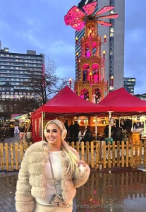 The only thing hotter than my christmas sweater me