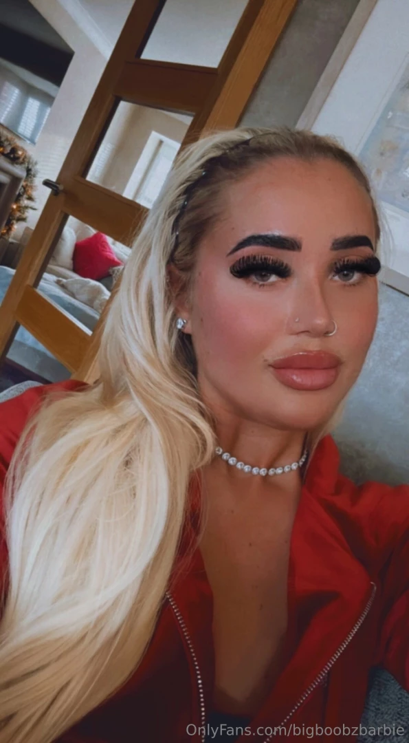 Your dream valentine just went live 