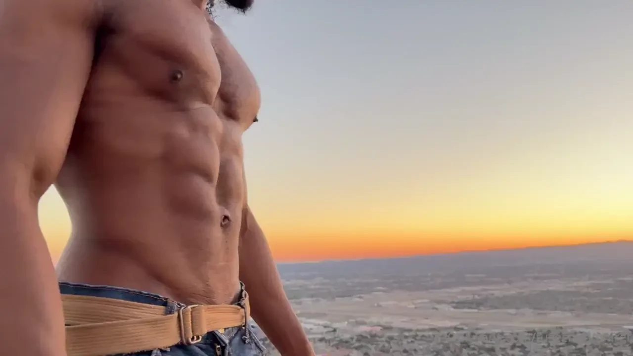 Enjoy these sunset mountain pics all the pictures and videos are 