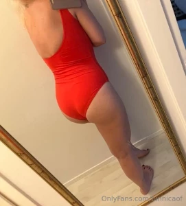 Do you like swimsuit content sub to binnicavip and ask me for more i