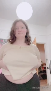 Hehe i was just enjoying how jiggly my boobs are when i dont wear a