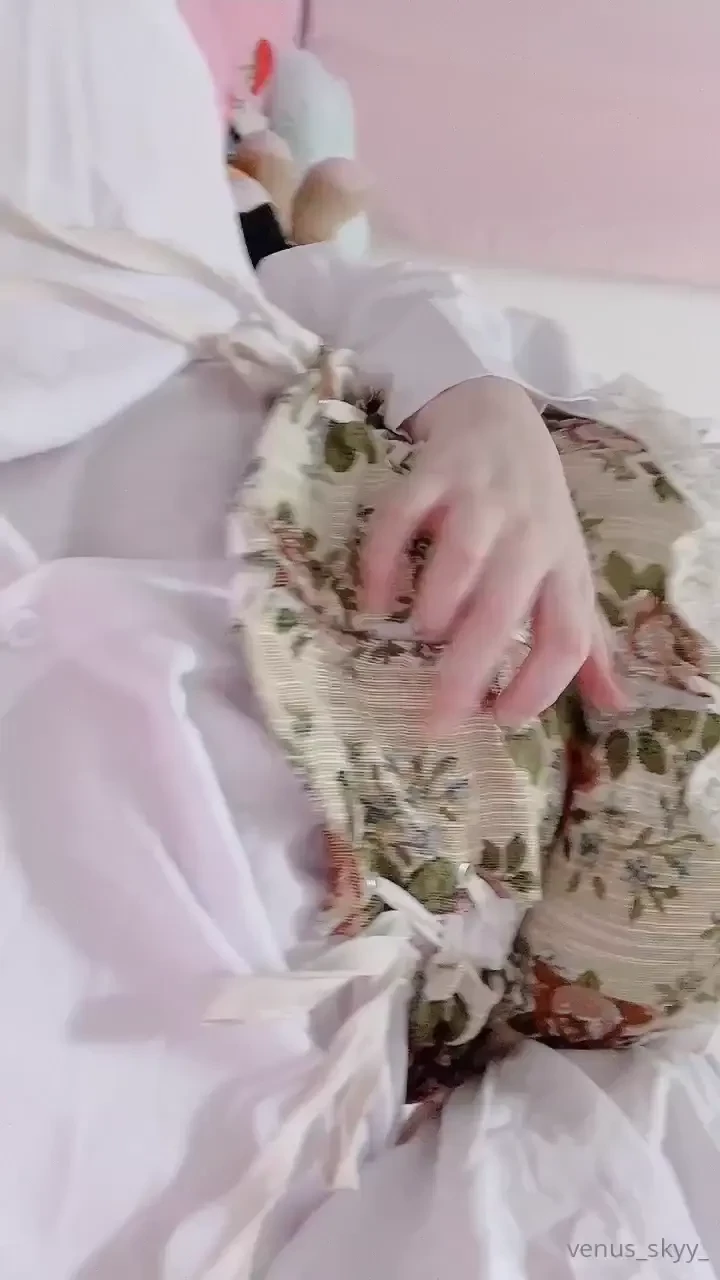 Mommy moo needs to be milked if you milk me then i ll milk you too 