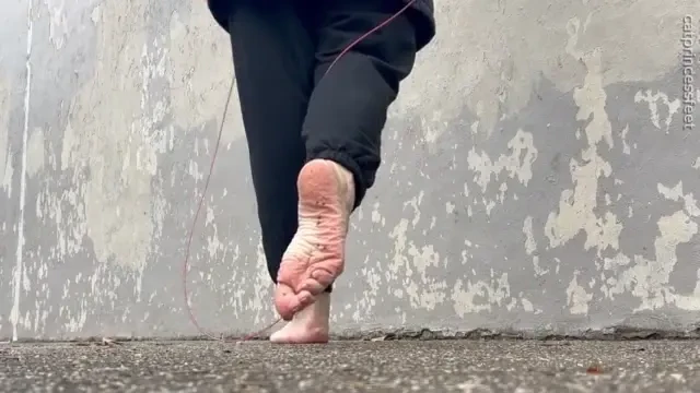Rainy barefoot jumprope soles watch me jump full clip on onlyfans com 