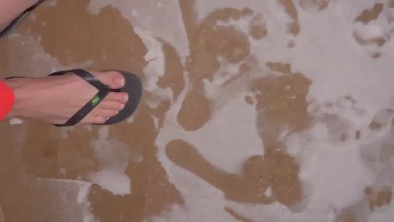 Snow feeet get it all on onlyfans com catprincessfeet 