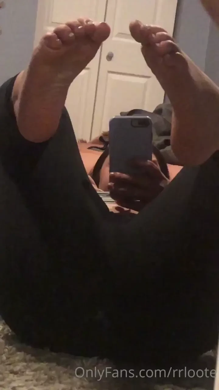 Had a couple drinks and some pizza my stomach is rumbling enjoy 