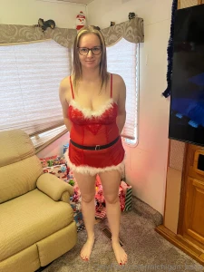 Can i be your christmas present to unwrap