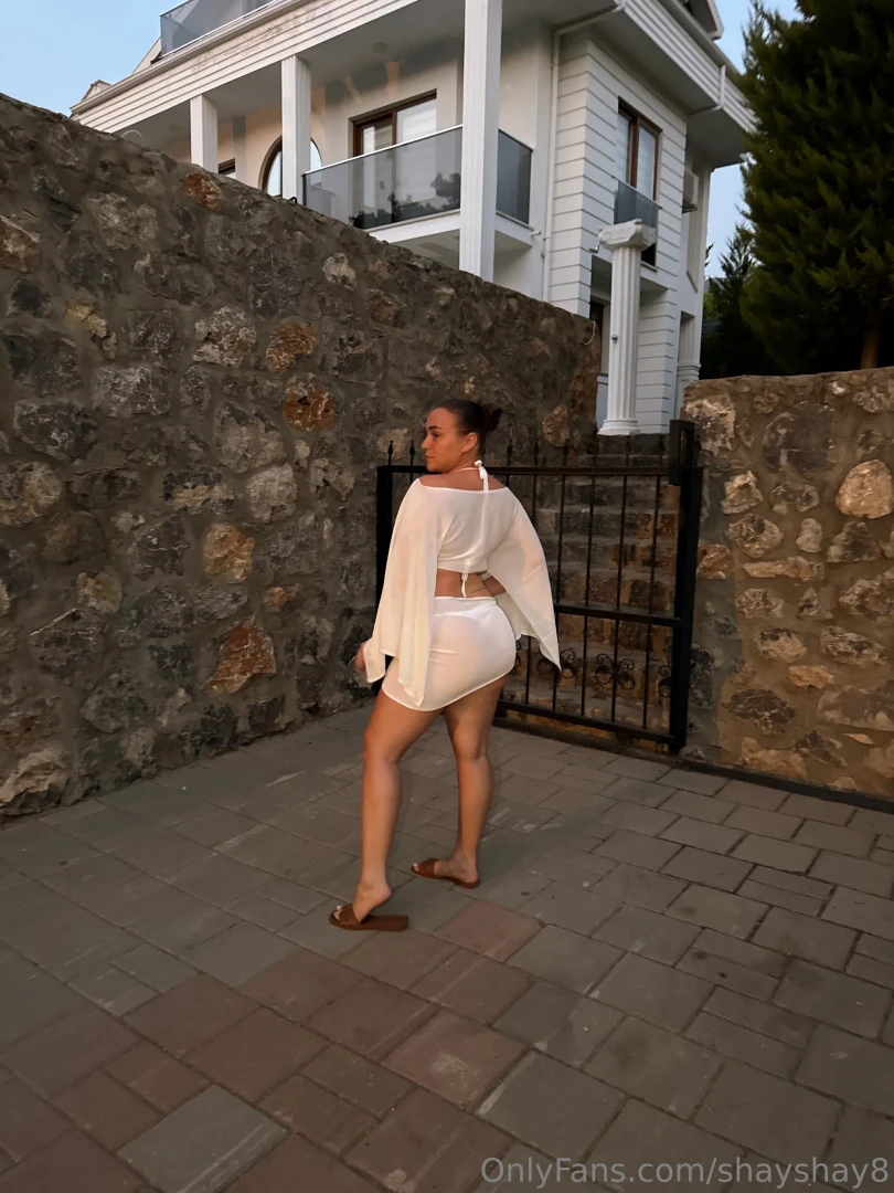 White night who wants me to take it off 