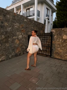 White night who wants me to take it off