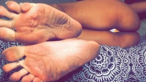 Dirty smelly soles my fat ass in well worn panties the perfect