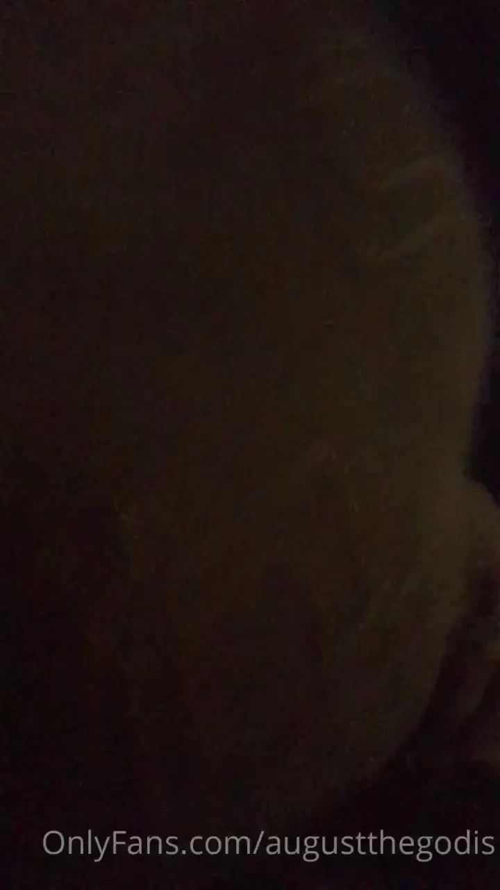 Rippin wet ones in my sweater dress and heels last night i looked so 