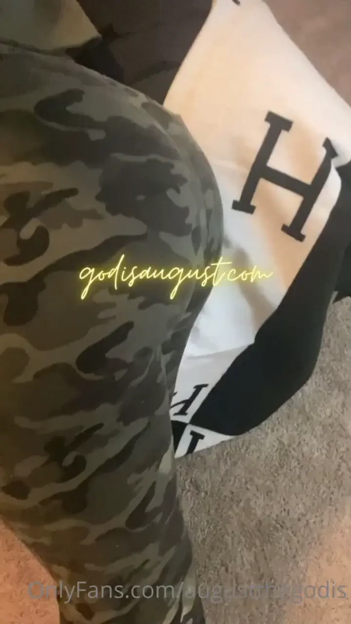 My farts always get trapped in my ass cheeks or my tight ass pants 