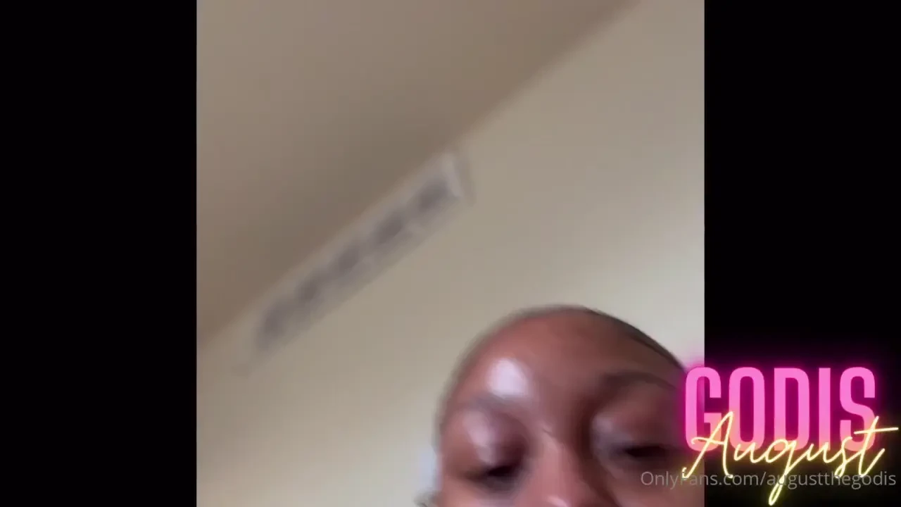 Mini comp ripping wet ones all over my apt 