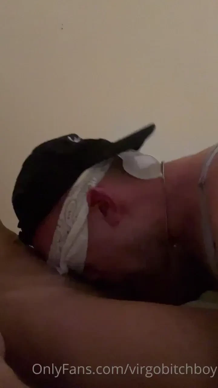 Had a good boy come over to suck my cock who wants a turn 