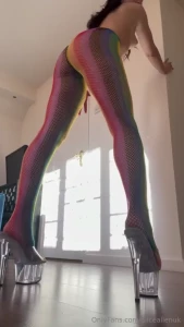 Who s likes feet video available now