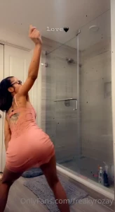 My ass growing lol you see that mf shakeee
