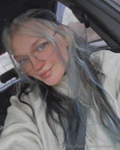 Hey loves i will not be able to upload new content for the next few