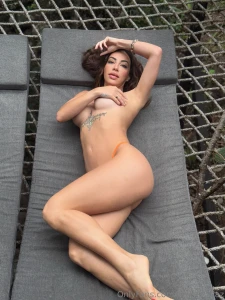 Good morning i woke up thinking about how to make your day hotter did