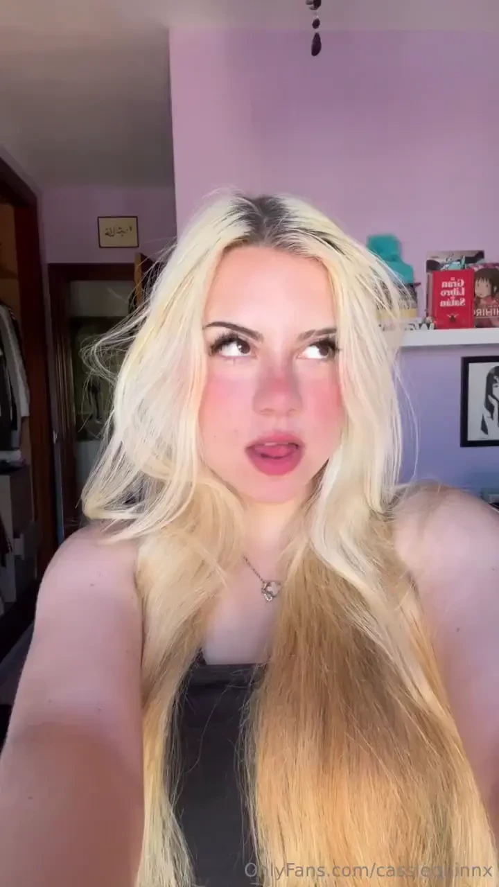 Ass or tits dm me and i ll send you some pics amp vids right away 